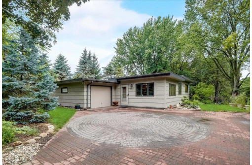 5674 Lacy Rd, Fitchburg, WI 53711