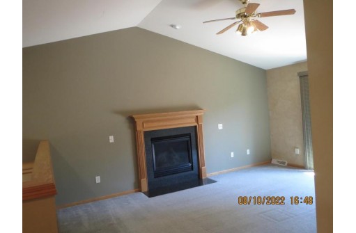 5239 Snapdragon Tr, Fitchburg, WI 53711