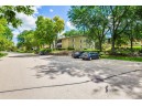 1 Golf Course Rd E, Madison, WI 53704