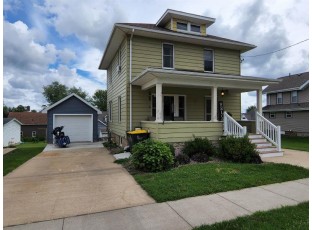 341 N Monroe St Lancaster, WI 53813