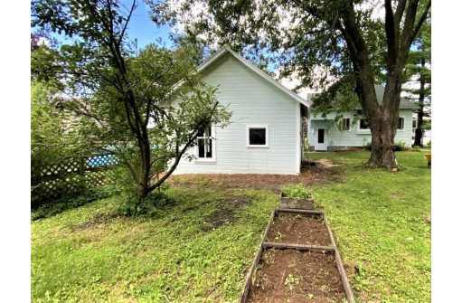 415 E Church St, Viroqua, WI 54665