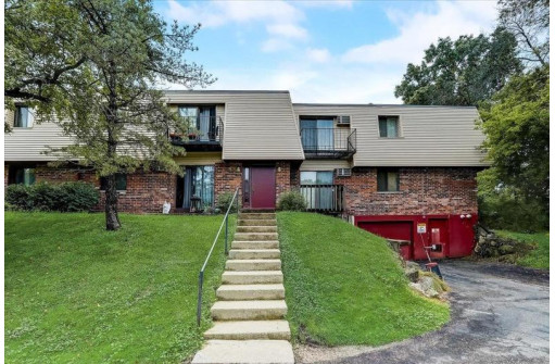 1509 Martin St 4, Madison, WI 53713