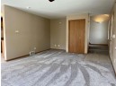 921 Chandler Ln, Sun Prairie, WI 53590