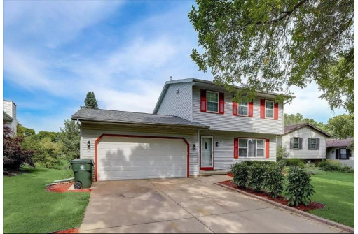 3141 Silverton Tr, Madison, WI 53719