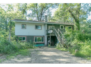 E11874 Trap Shoot Rd Baraboo, WI 53913