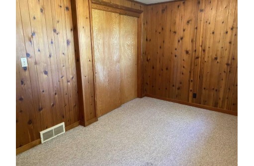 N8227 N Mckinley Beach Rd, Beaver Dam, WI 53916