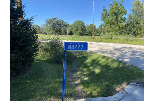 N8227 N Mckinley Beach Rd, Beaver Dam, WI 53916