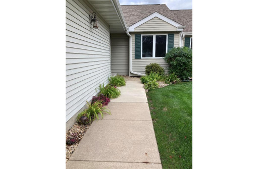 529 Kensington Square, Stoughton, WI 53589