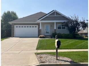 2775 Sunflower Dr Fitchburg, WI 53711