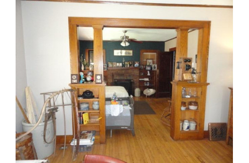 1216 N Main St, Viroqua, WI 54665