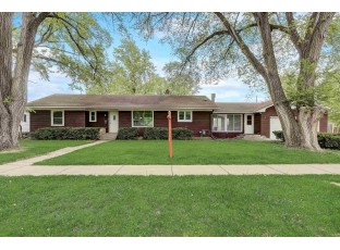 418 Spruce St Sauk City, WI 53583