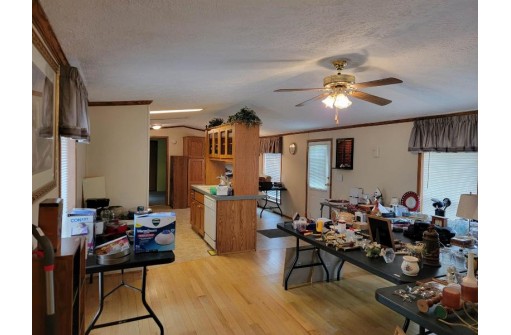 1140 Chicago Dr, Friendship, WI 53934