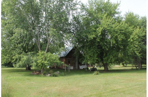 N7114 Buffalo Ln, Neshkoro, WI 54960-0000