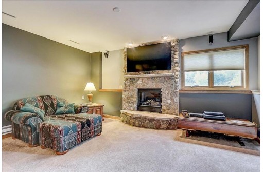 7640 Conifer Ct, DeForest, WI 53532