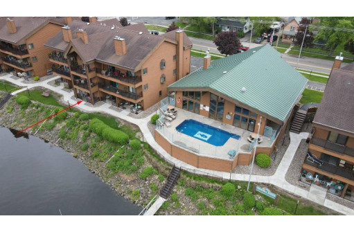 1129 River Rd 303, Wisconsin Dells, WI 53965