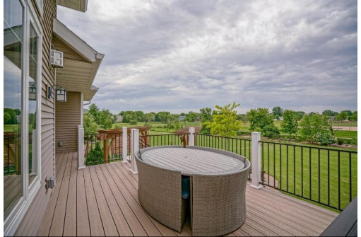 1491 Pebblebrook Tr, Sun Prairie, WI 53590