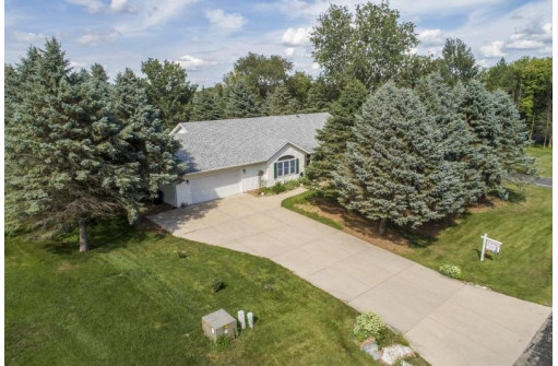 W9104 Bluewaters Pass, Cambridge, WI 53523