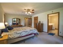 W9104 Bluewaters Pass, Cambridge, WI 53523