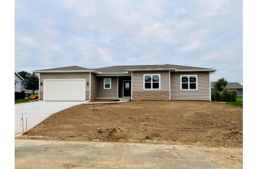 316 Valley View Dr, Rio, WI 53960