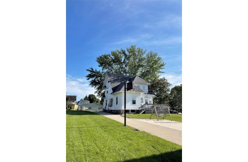 1180 Cedar St, Plain, WI 53577