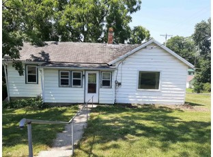 414 N Broad St Argyle, WI 53504