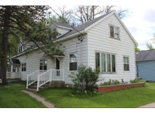 156 S Washington St Wyocena, WI 53969