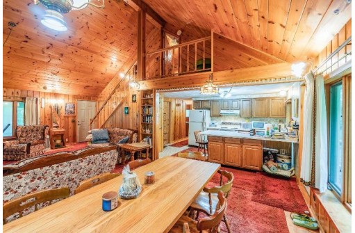 N8537 Fox Run Rd, Wisconsin Dells, WI 53965