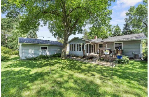 570 S Segoe Rd, Madison, WI 53711