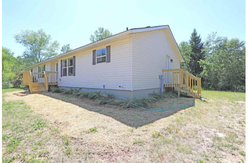 N1575 Hwy 12/16, Lyndon Station, WI 53944