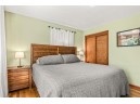 1505 Woodvale Dr, Madison, WI 53716