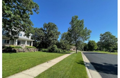 2615 Placid St, Fitchburg, WI 53711