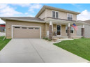 819 Tamarack Ln, Sun Prairie, WI 53590