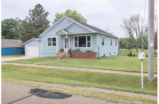 449 N Clinton St, Princeton, WI 54968