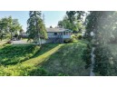 118 S Silver Lake Dr, Portage, WI 53901