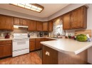 913 Engelhart Dr, Madison, WI 53713