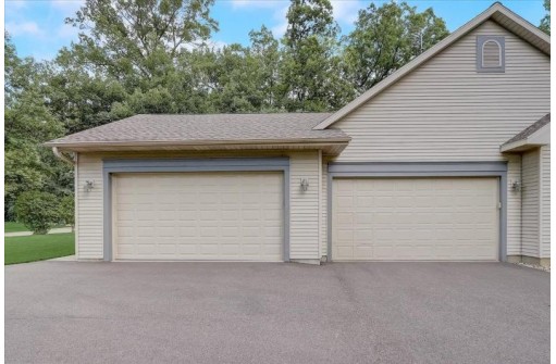 E12546 Inspiration Dr, Merrimac, WI 53561