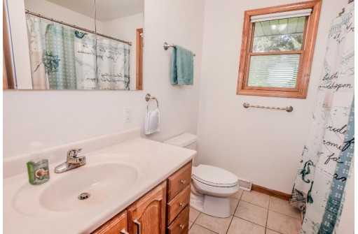 W1944 S Lawson Dr, Green Lake, WI 54941