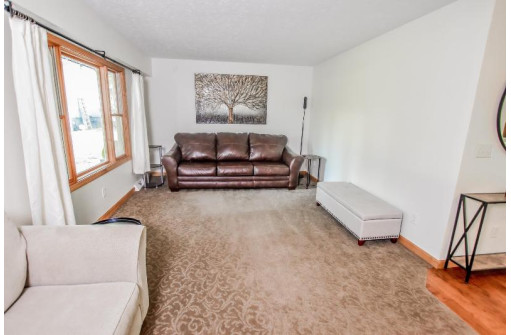 W1944 S Lawson Dr, Green Lake, WI 54941