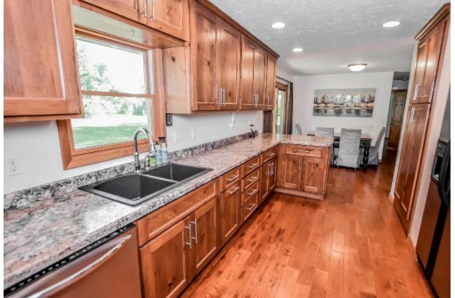 W1944 S Lawson Dr, Green Lake, WI 54941