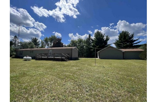 112 Evergreen Dr, Oxford, WI 53952