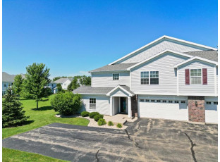 4725 Poplar Creek Dr Madison, WI 53718