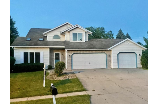 609 Worthington Way, Waunakee, WI 53597