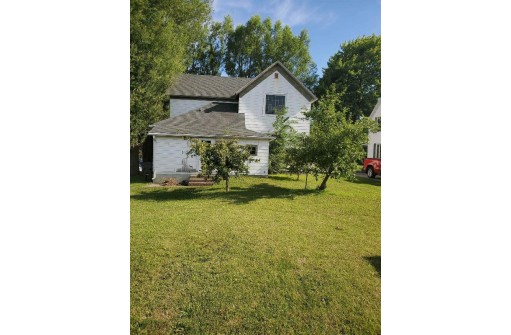 121 E Wall St, Neshkoro, WI 54960-8754