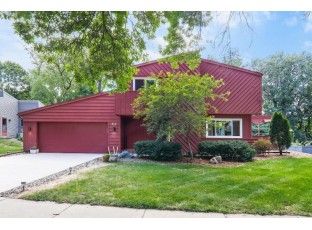 310 Oldfield Rd Madison, WI 53717