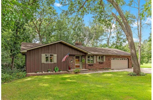 6003 Ridgewood Ave, Monona, WI 53716