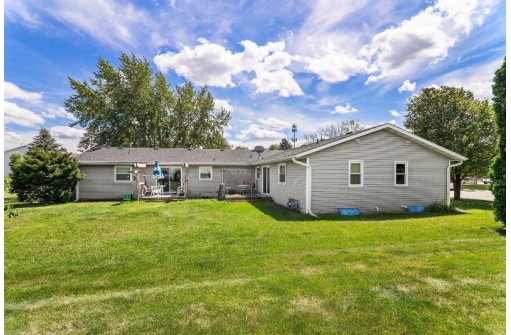 401 Kensington Square, Stoughton, WI 53589