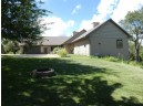 8348 Valley View Rd, Mount Hope, WI 53816