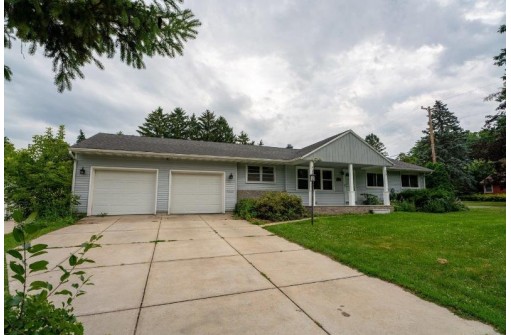 5102 Loruth Terr, Madison, WI 53711