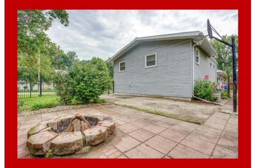 2874 Waubesa Ave, Madison, WI 53711