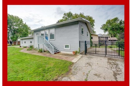 2874 Waubesa Ave, Madison, WI 53711